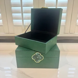 Set of 2 Green Faux Leather Boxes Clover Badge